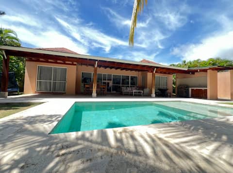 Beach & Golf VILLA HOUSE on the Beach