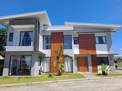 Mango Prima 3-BR Villa