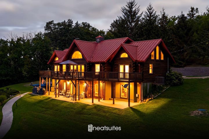 Lakefront Log Home, Private Dock, Kayaks, Near Ark