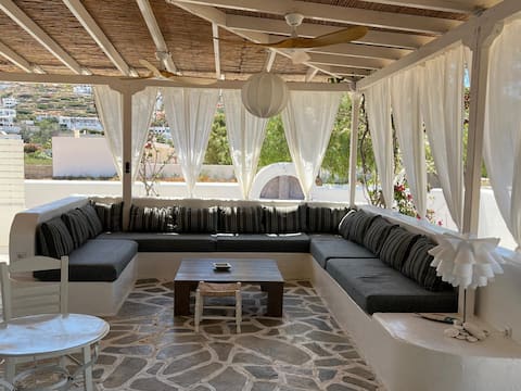 Villa Campos 100 meters from the beach/sea view