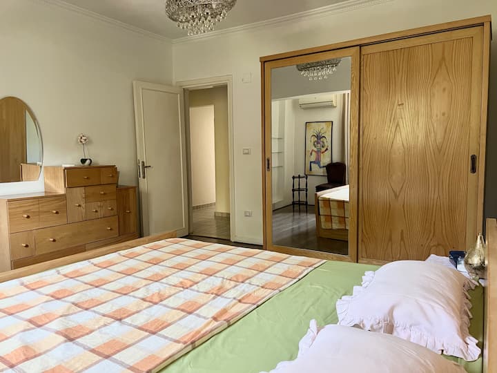 غرفة النوم 1