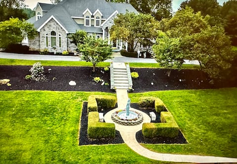 Beautiful 5 star Mansion, Pool, Home Theater