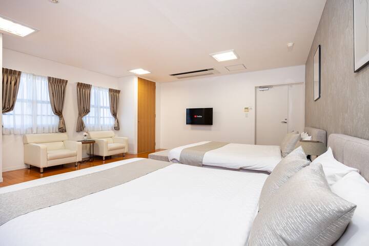2 queen beds