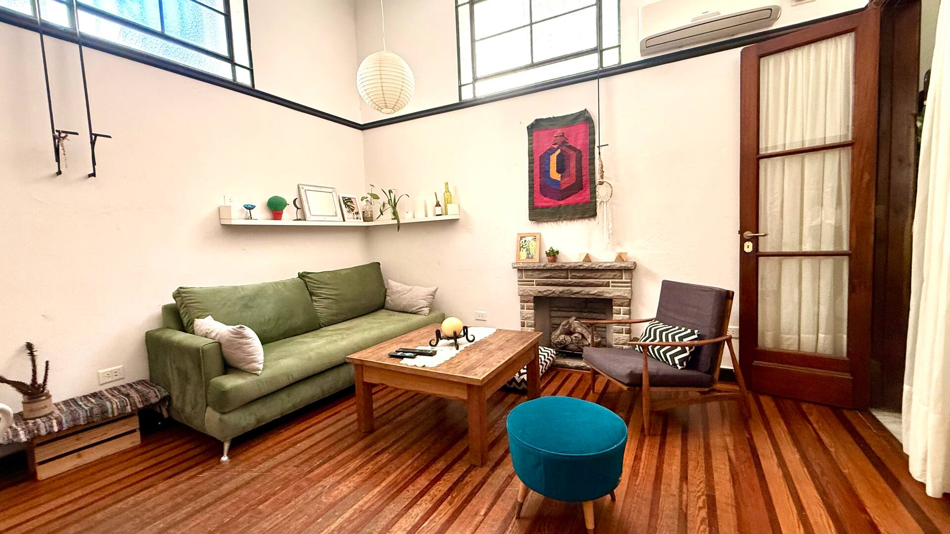 Two-bedroom apartment in Monserrat