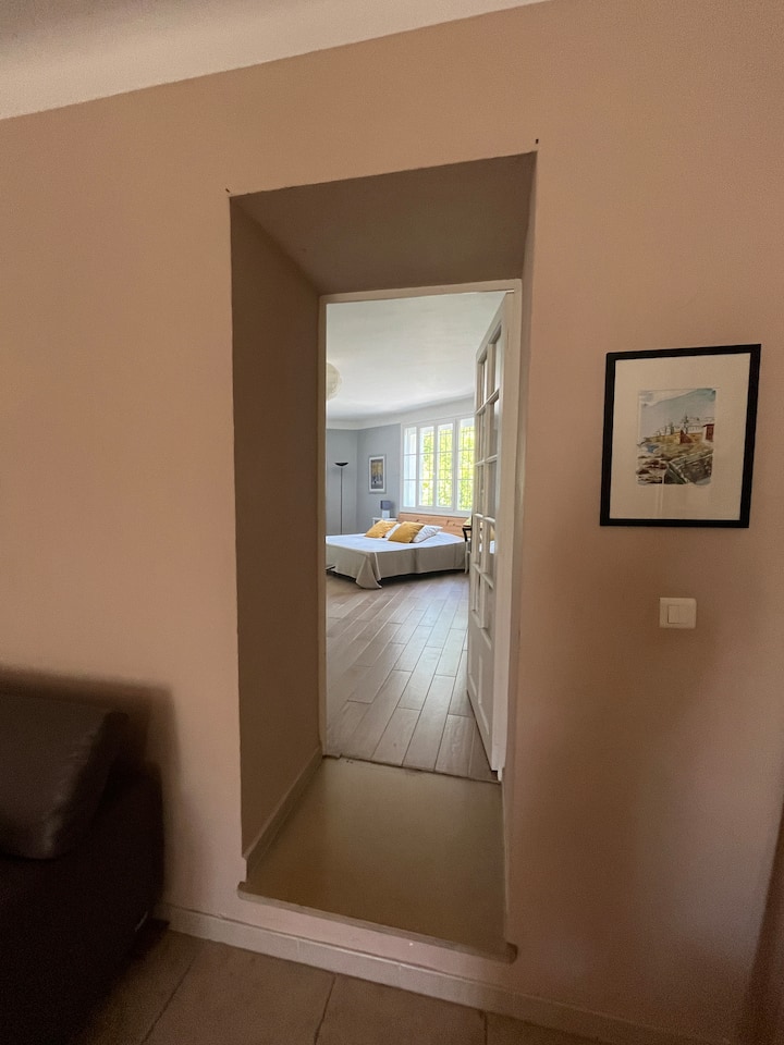 غرفة النوم 1