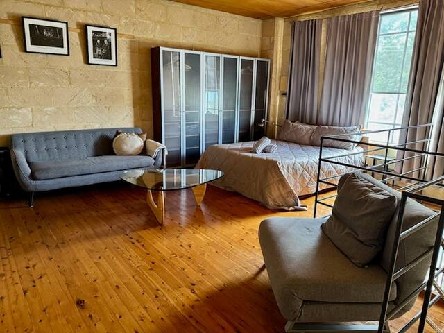Urban Retreat managed Airbnb listing 3