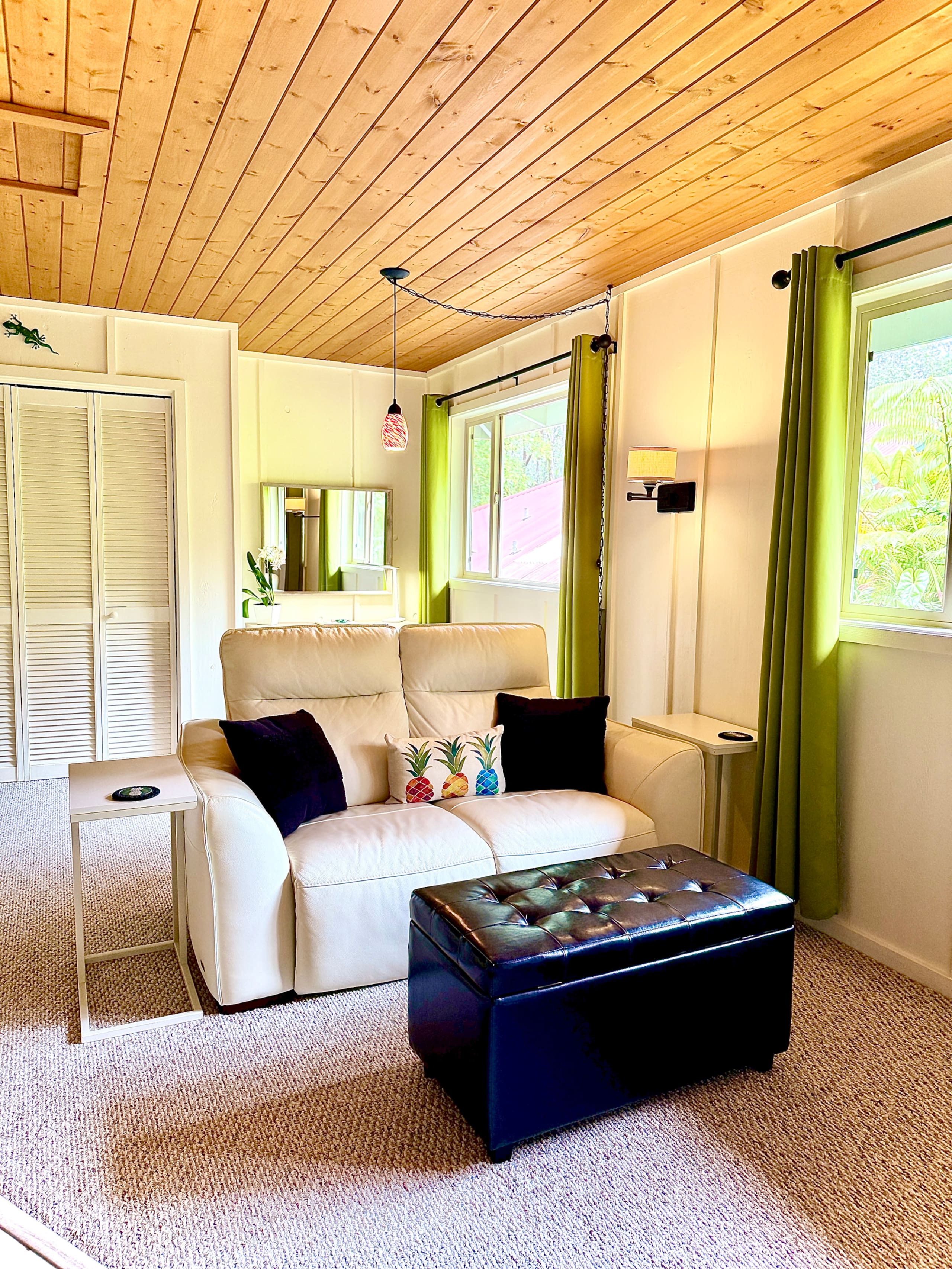 Guesthouse in Volcano · ★4.99 · 1 bedroom · 1 bed · 1 bath - Image 1