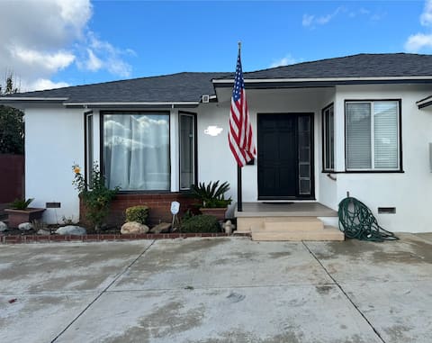 Immaculate family home in friendly neighborhood