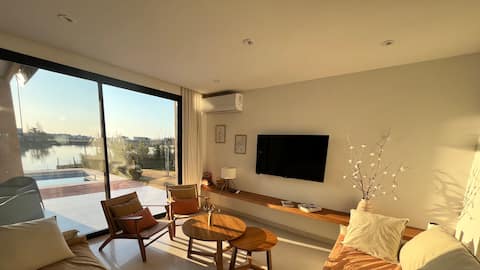 Airbnb con mejor rendimiento: Casa Sakura, warmth with a lagoon view. en Partido Del Pilar