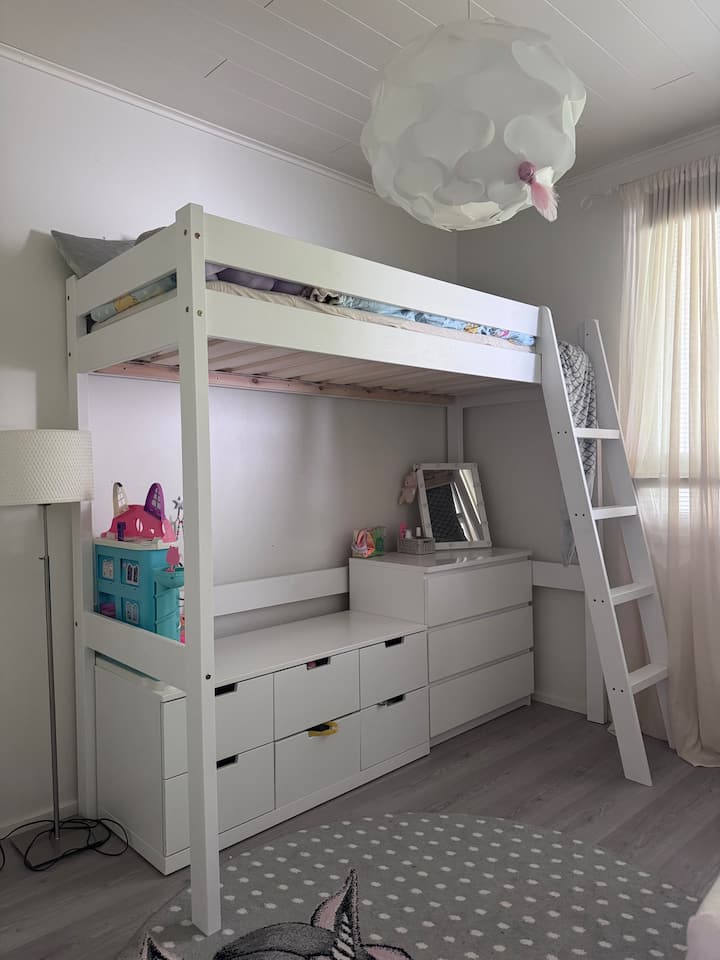 límite de peso para la cama: 80 kg