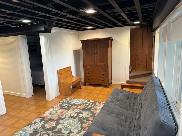 მისაღები ოთახი 2