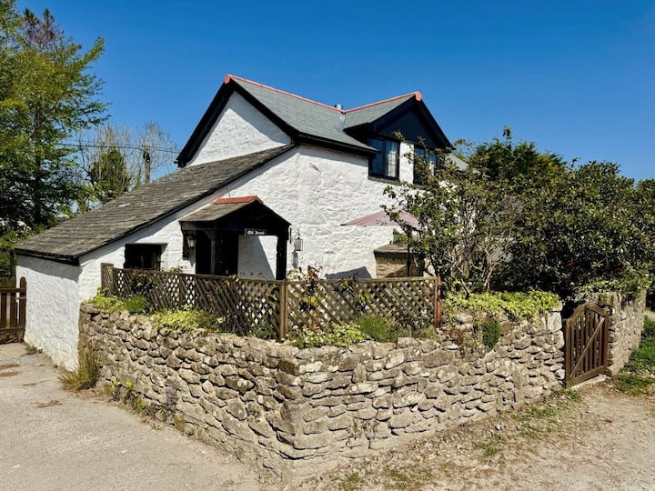 Old Brock Cottage At Hallagenna Cottages - Camelford