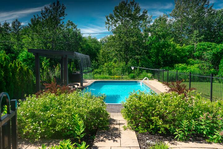 Luxury House Summer Pool & Spa Close to Old Quebec