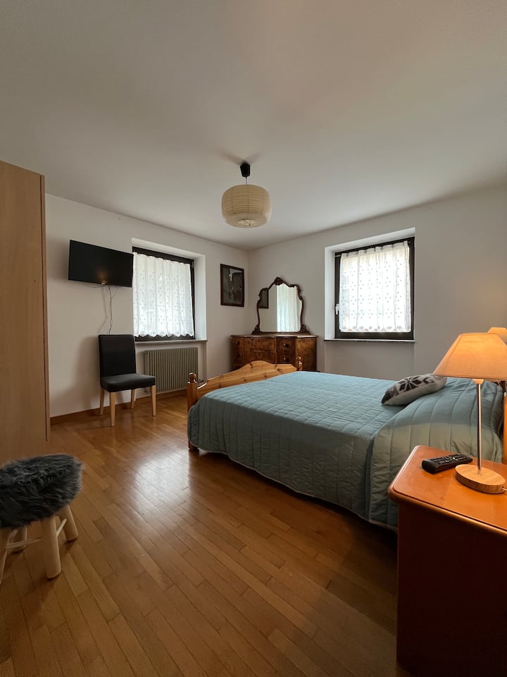 غرفة النوم 2