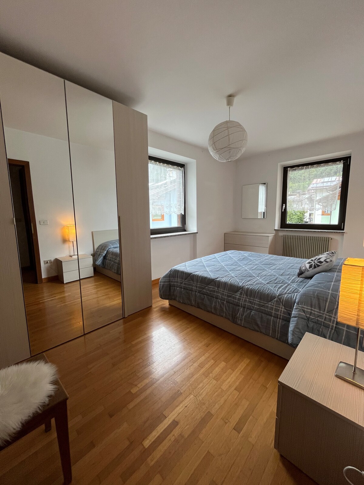 საძინებელი 1