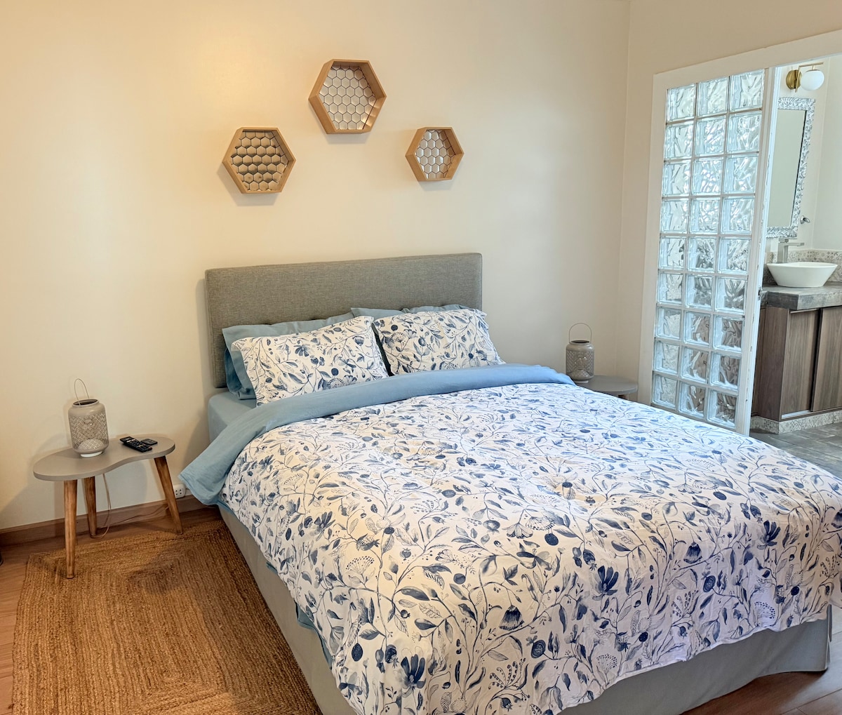 საძინებელი 1