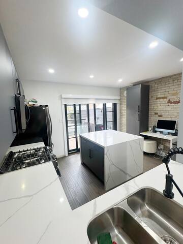 Swift Escape DT Modern Home gallery image 5