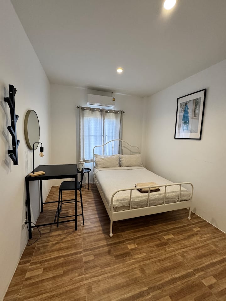Schlafzimmer 2