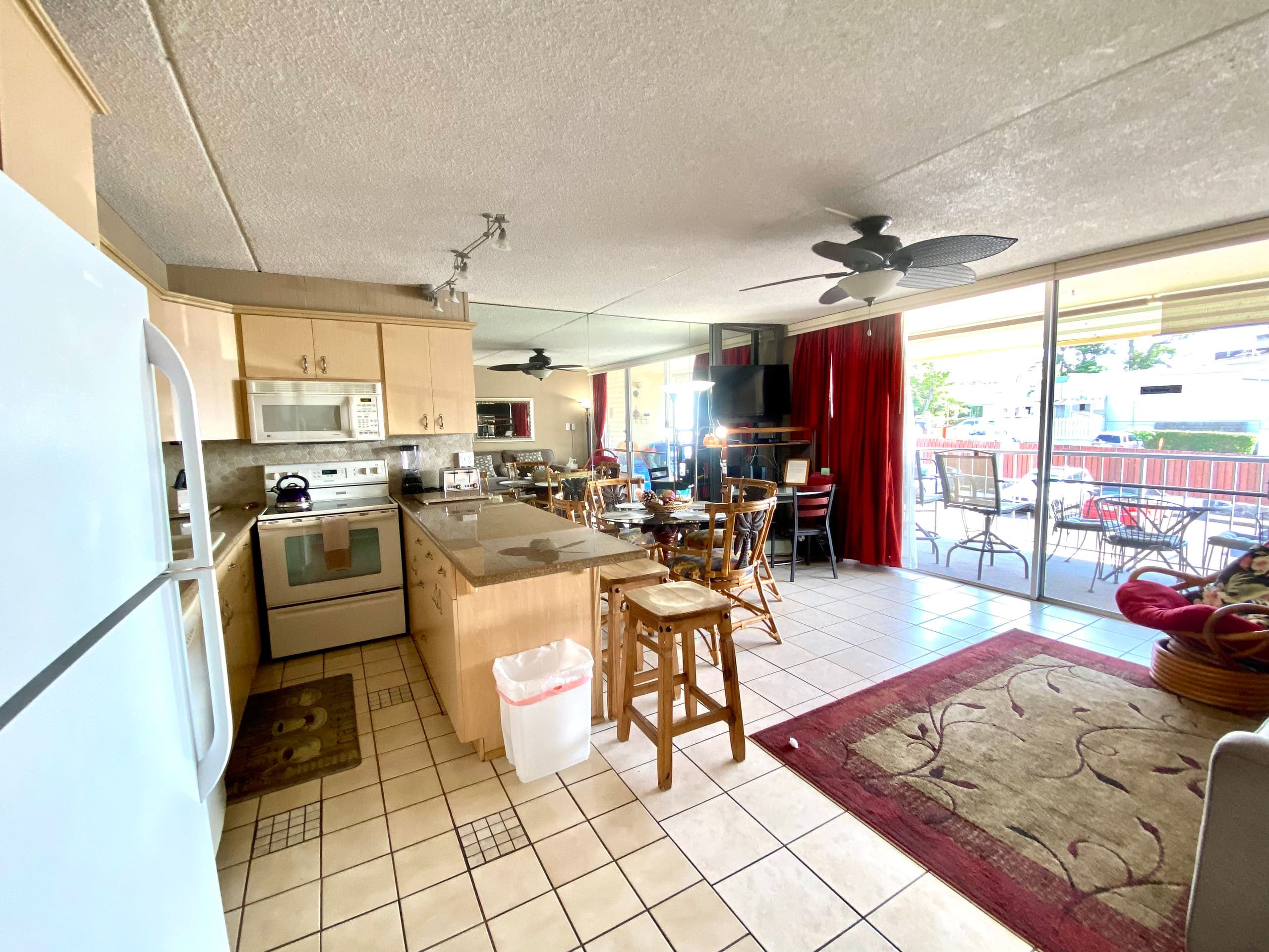 Condo in Kihei · ★4.88 · 1 bedroom · 3 beds · 1 private bath - Image 6