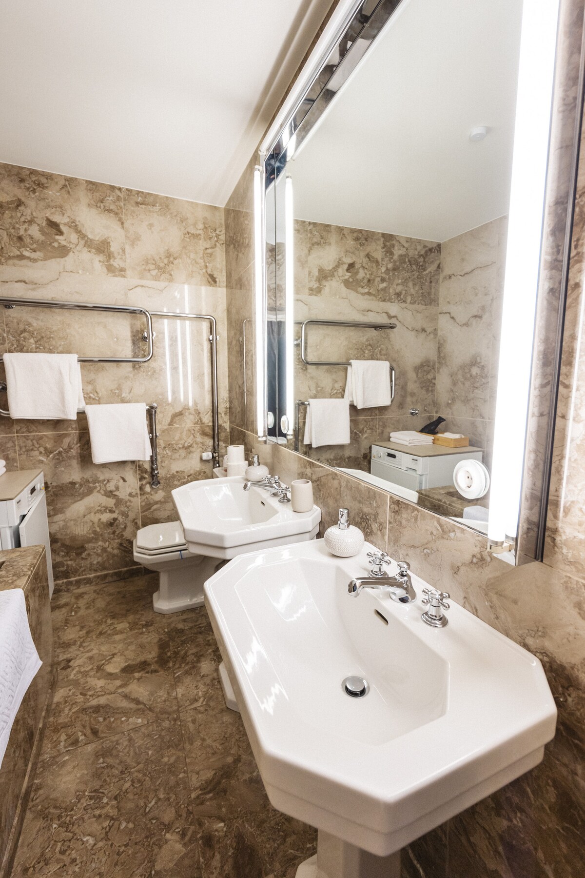 Beautiful apartment in the center of Cologne
