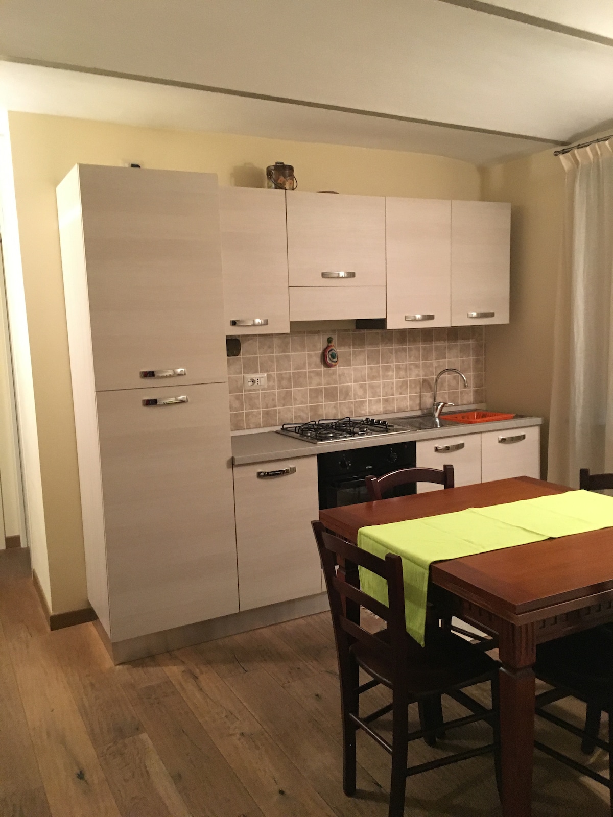 Top Airbnb: The little house in the yard a Asti