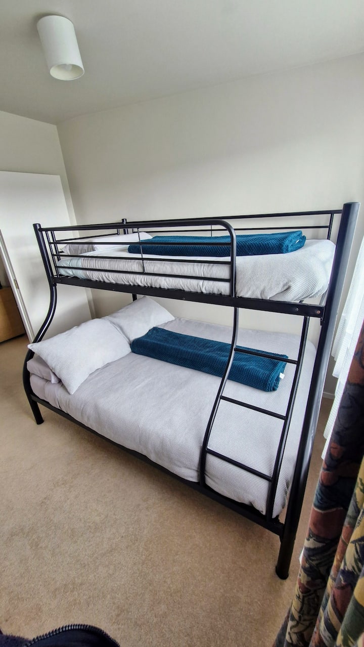 Schlafzimmer 2