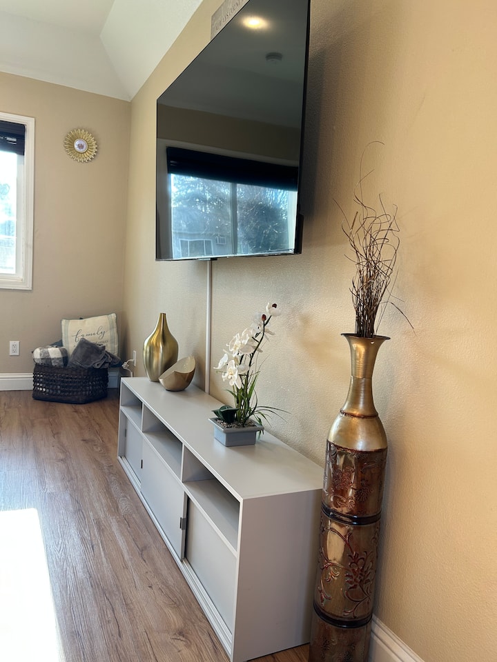 Charming Guest House - Walnut Creek, CA