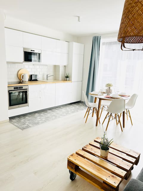 Garden Suite Apartments free closed parking