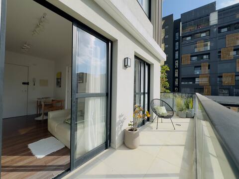 The best of Alto da XV with garage and balcony
