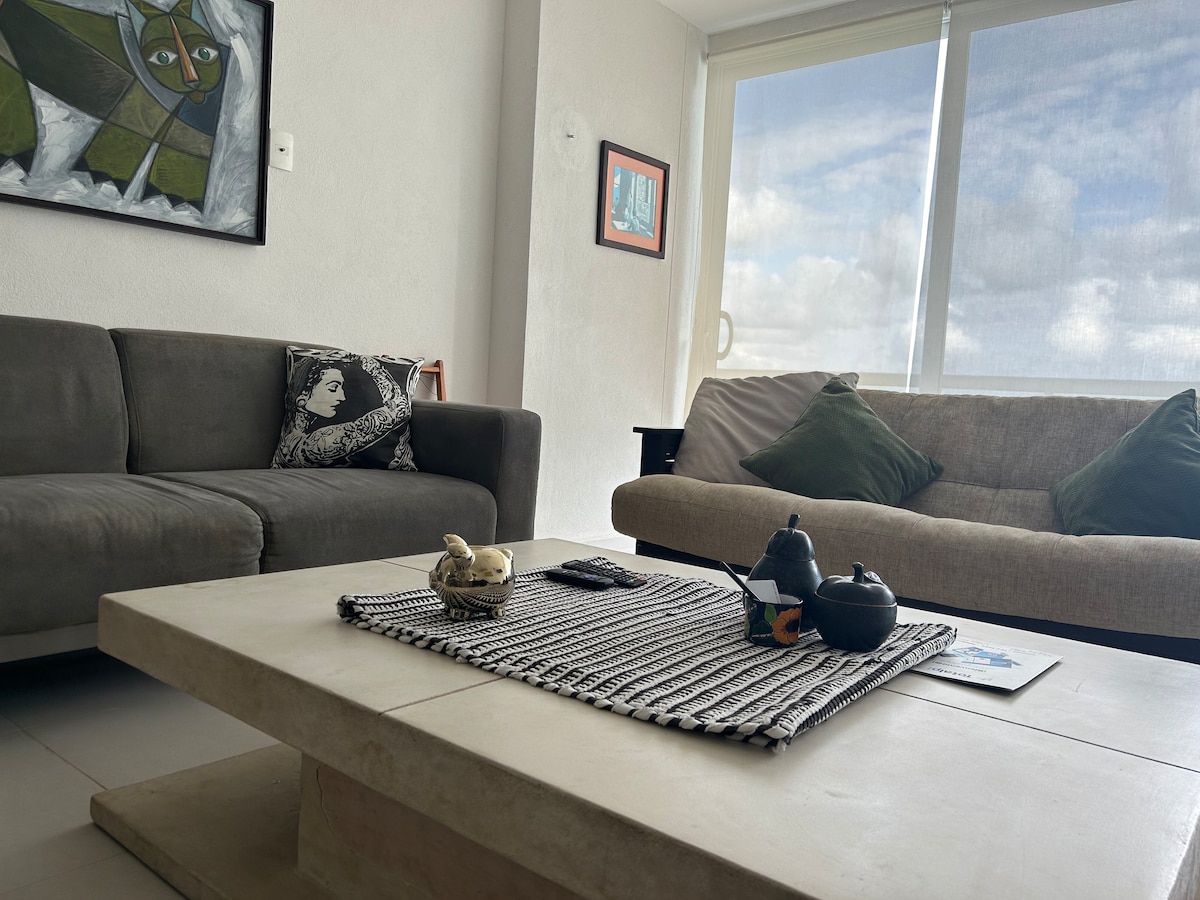 Anuncio de Airbnb popular: AMARA Relax, Recharge, Renew! Cancun Beachfront. en Supermanzana 84