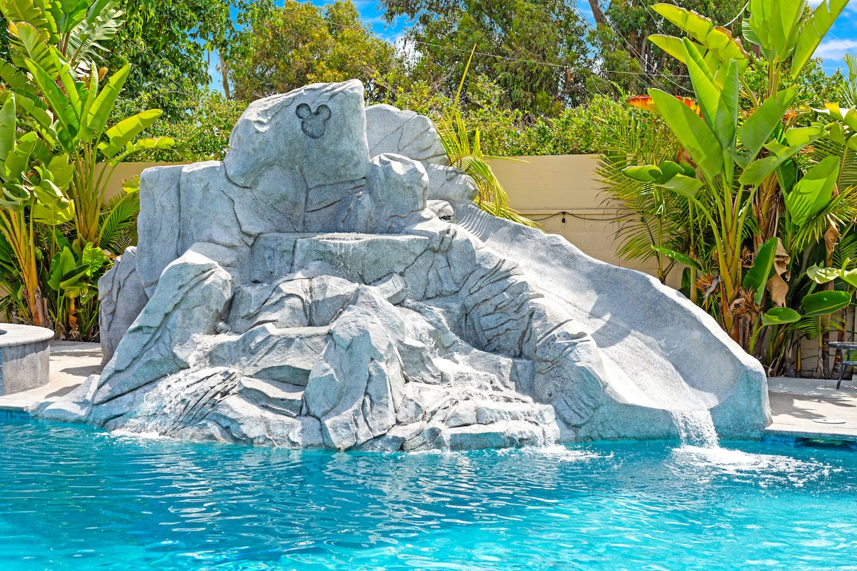 Mickey's Vacation Home Near Disneyland — photo 4