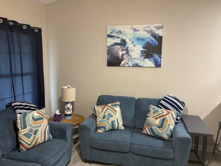 Mounts Island Getaway - Lago Vista, TX