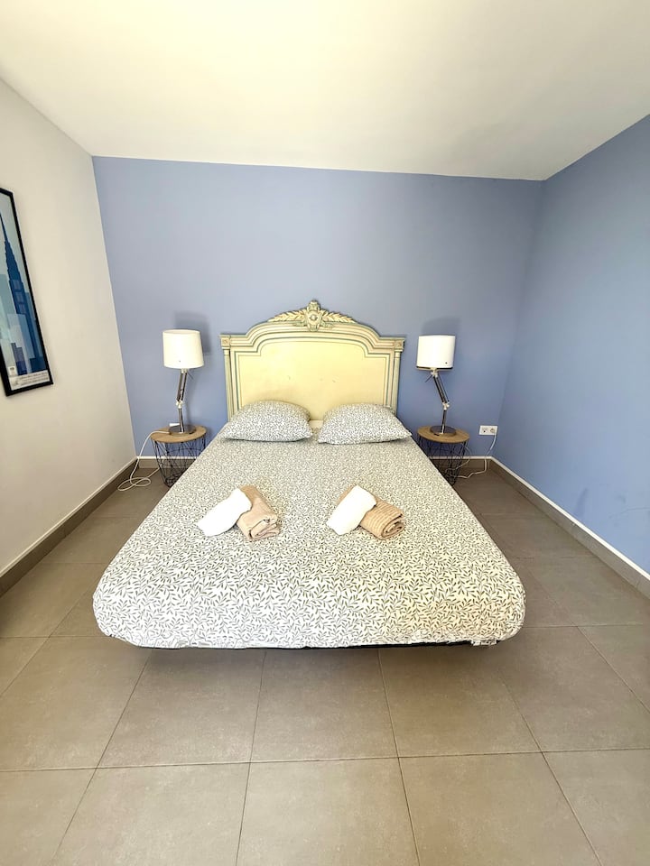 غرفة النوم 1