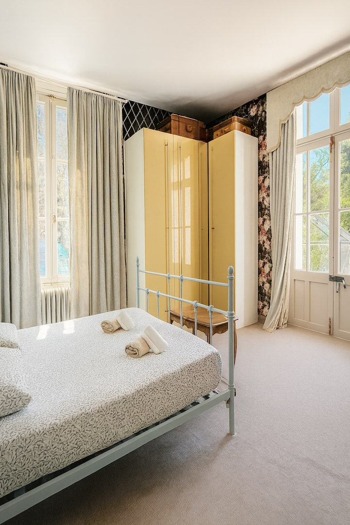 غرفة النوم 2