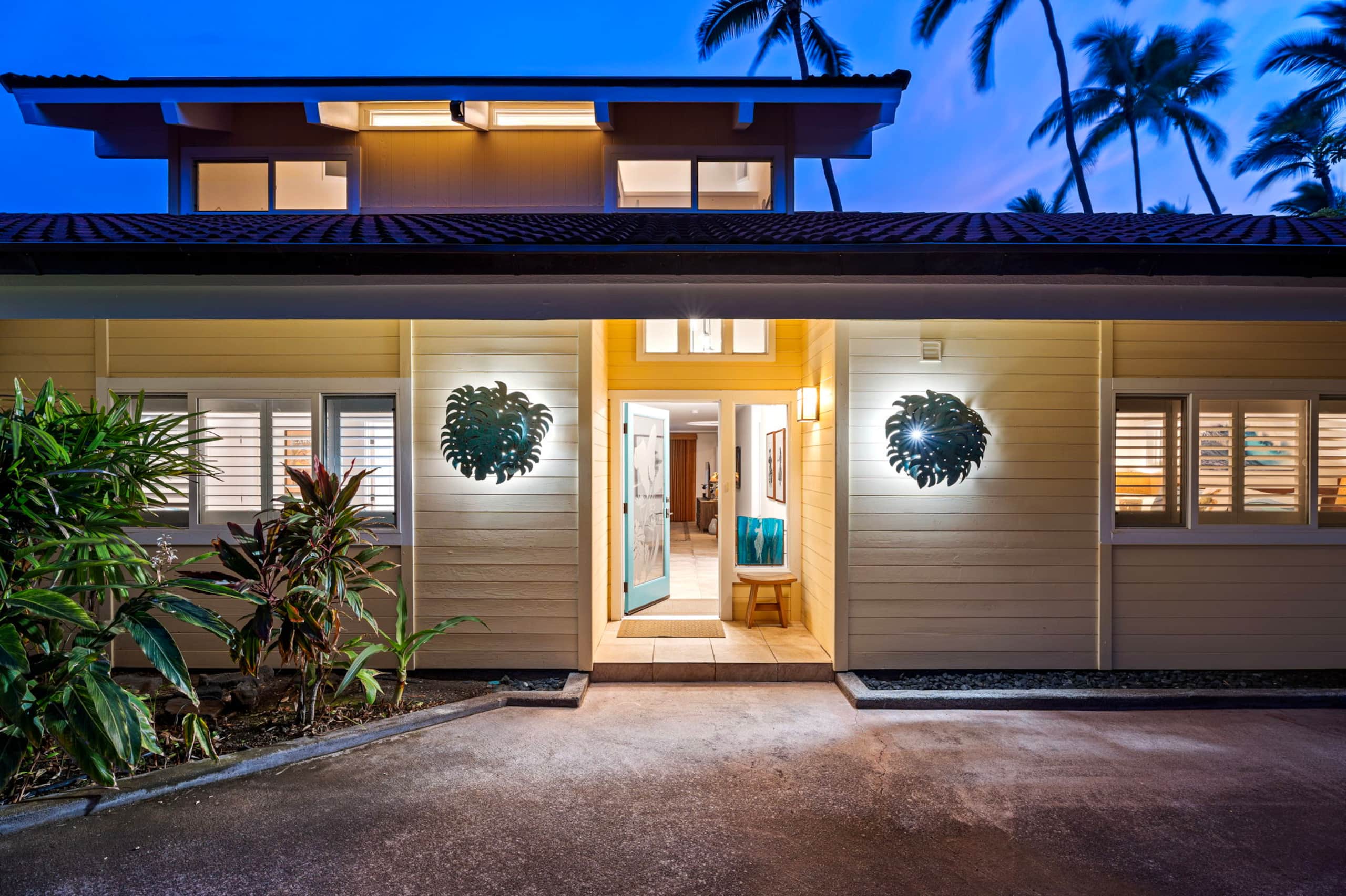 Home in Kailua-Kona · ★4.94 · 5 bedrooms · 11 beds · 6 baths - Image 77