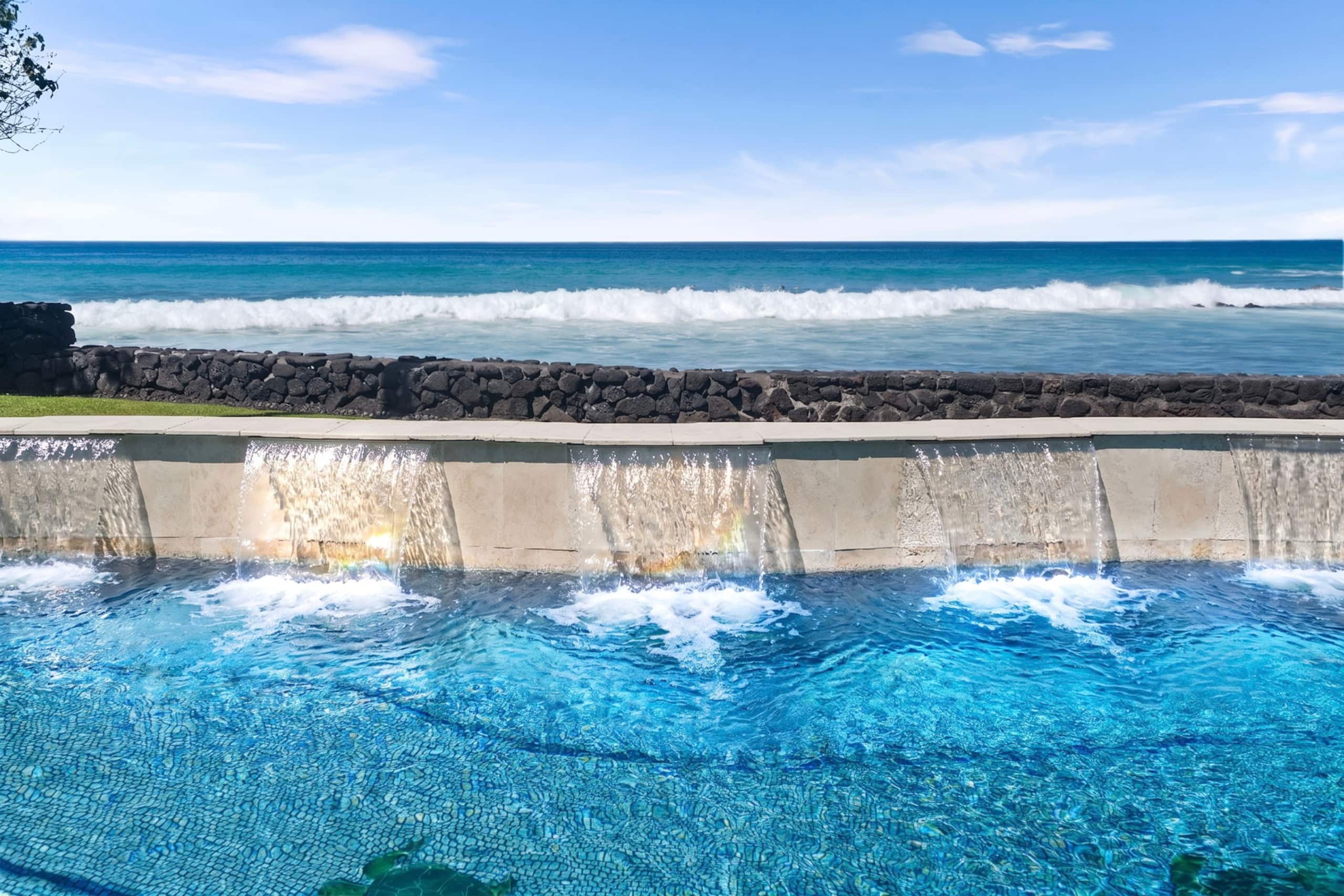 Home in Kailua-Kona · ★4.94 · 5 bedrooms · 11 beds · 6 baths - Image 55