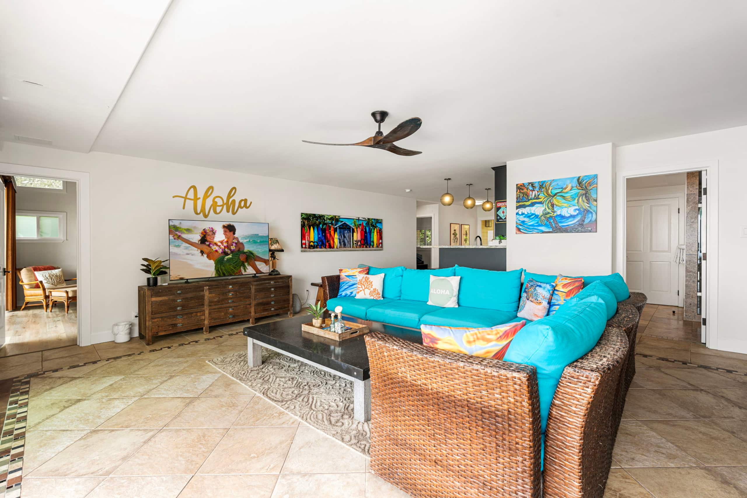 Home in Kailua-Kona · ★4.94 · 5 bedrooms · 11 beds · 6 baths - Image 32
