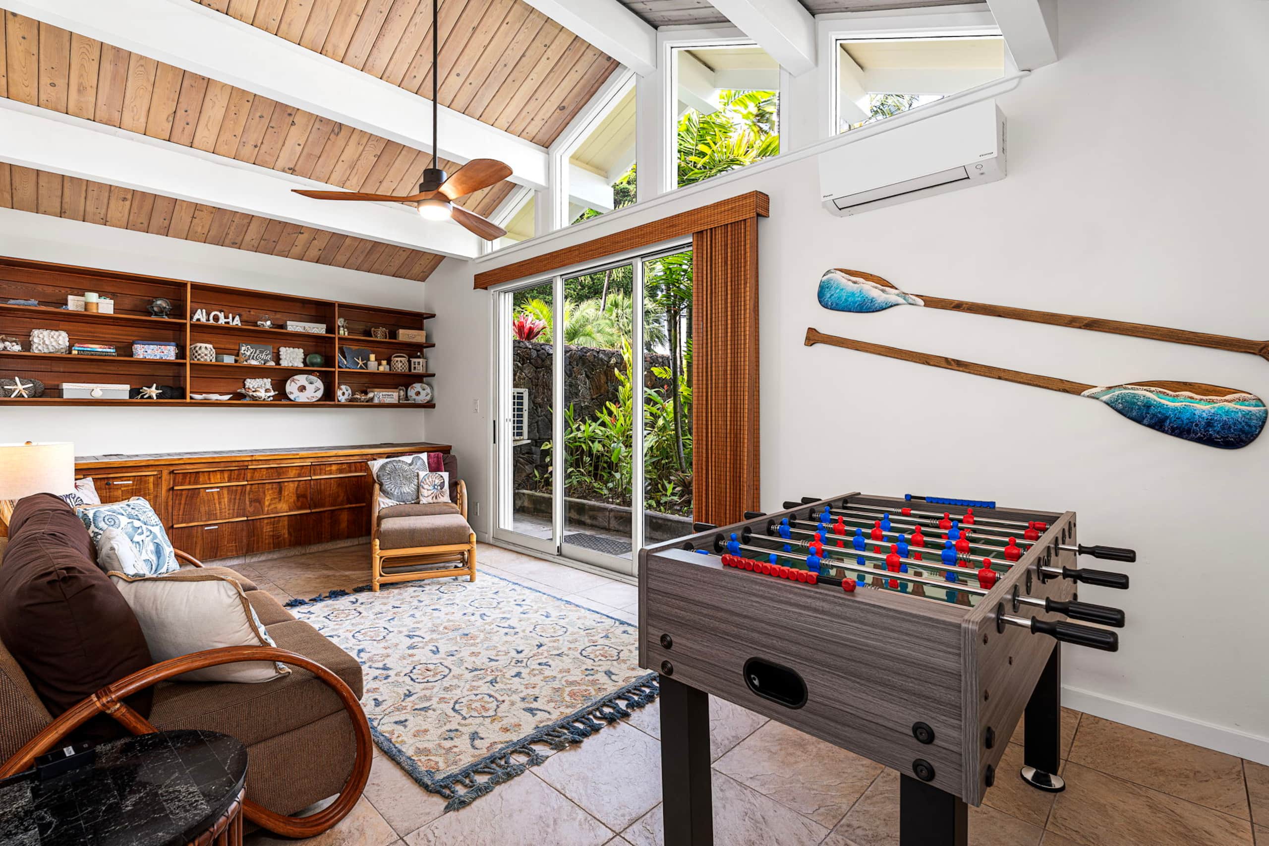 Home in Kailua-Kona · ★4.94 · 5 bedrooms · 11 beds · 6 baths - Image 4