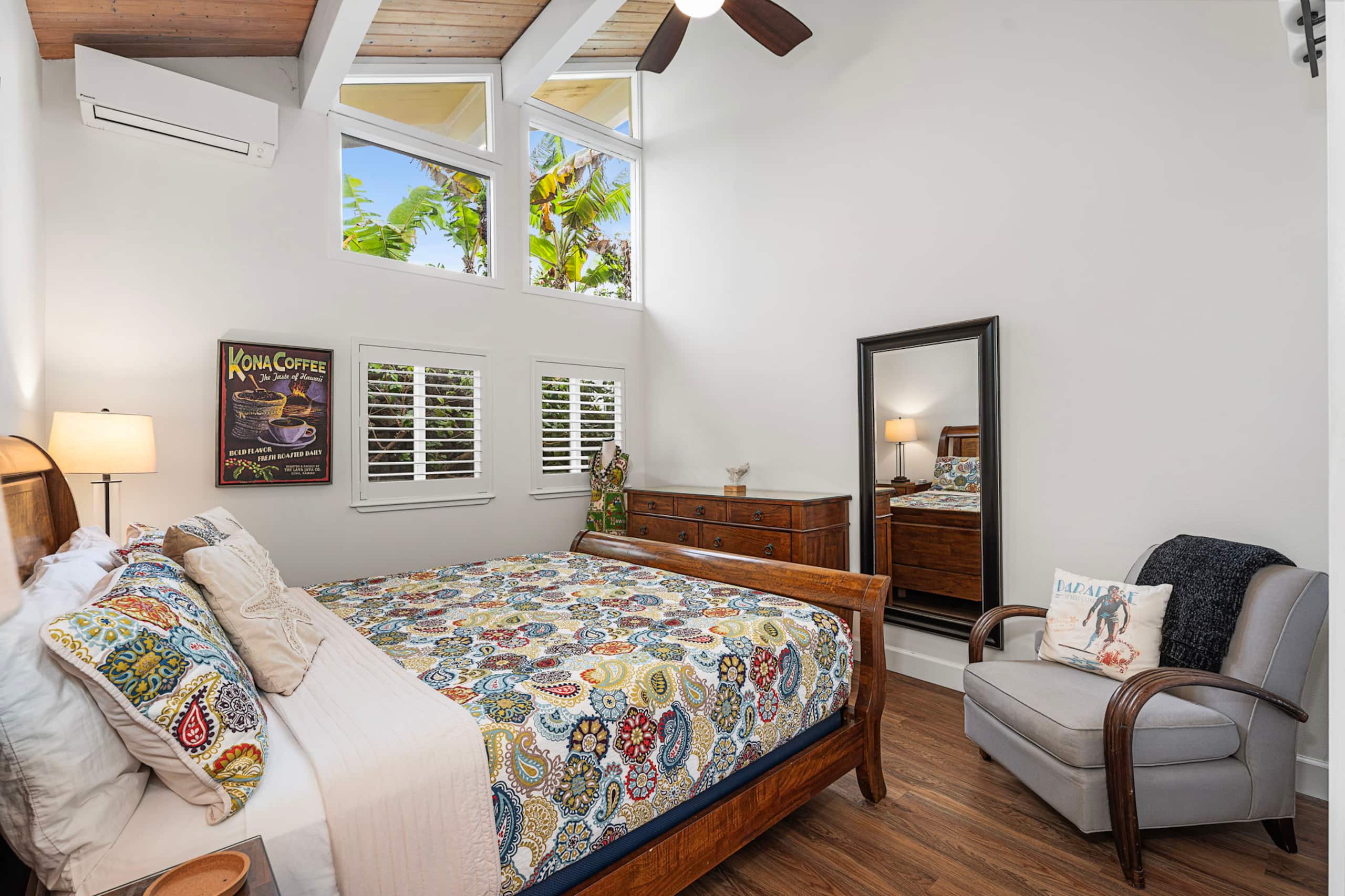Home in Kailua-Kona · ★4.94 · 5 bedrooms · 11 beds · 6 baths - Image 25
