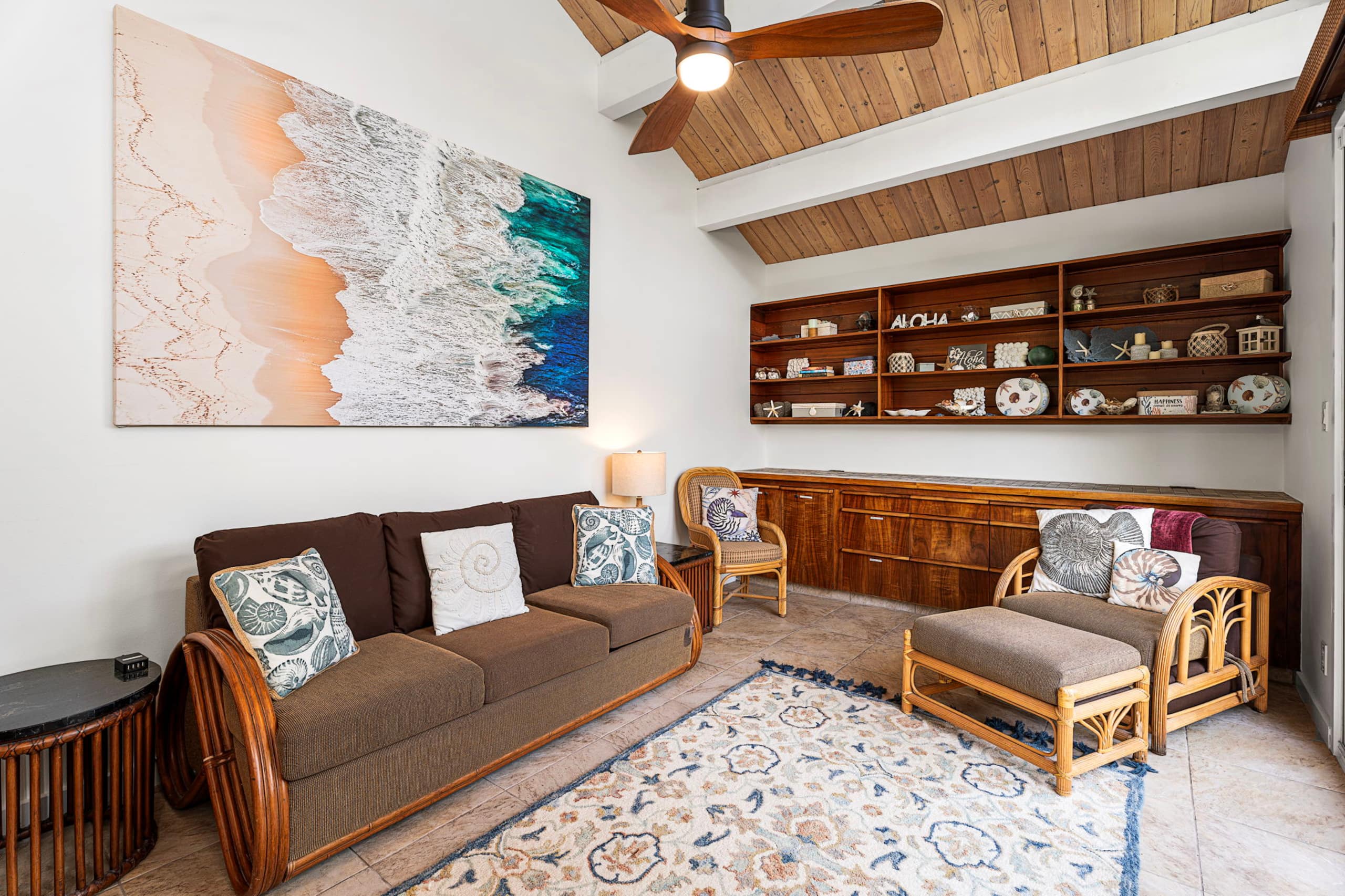 Home in Kailua-Kona · ★4.94 · 5 bedrooms · 11 beds · 6 baths - Image 14