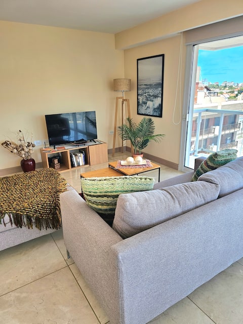 Airbnb con mejor rendimiento: La Isla 9D | Varese Area | 2 bedrooms with garage en Lomas De Stella Maris