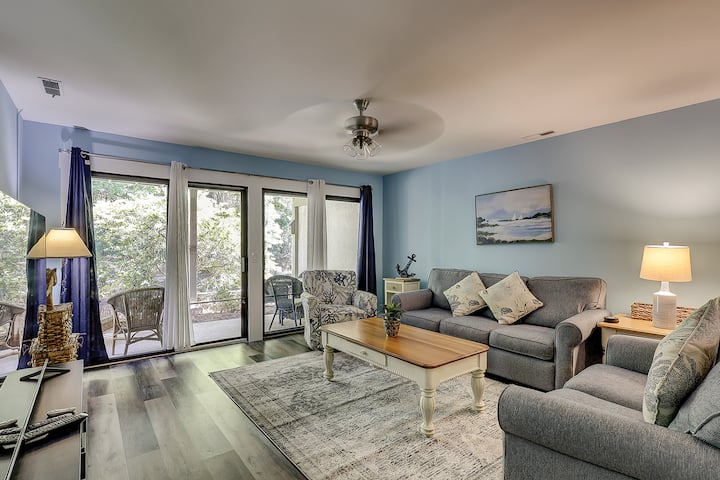 Sunset Rentals | Tennismaster 1103 | Dog Friendly - Hilton Head Island, SC