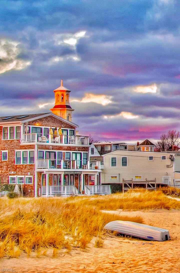 PTown Modern Beach Luxe Commercial Street Condo Condominiums for