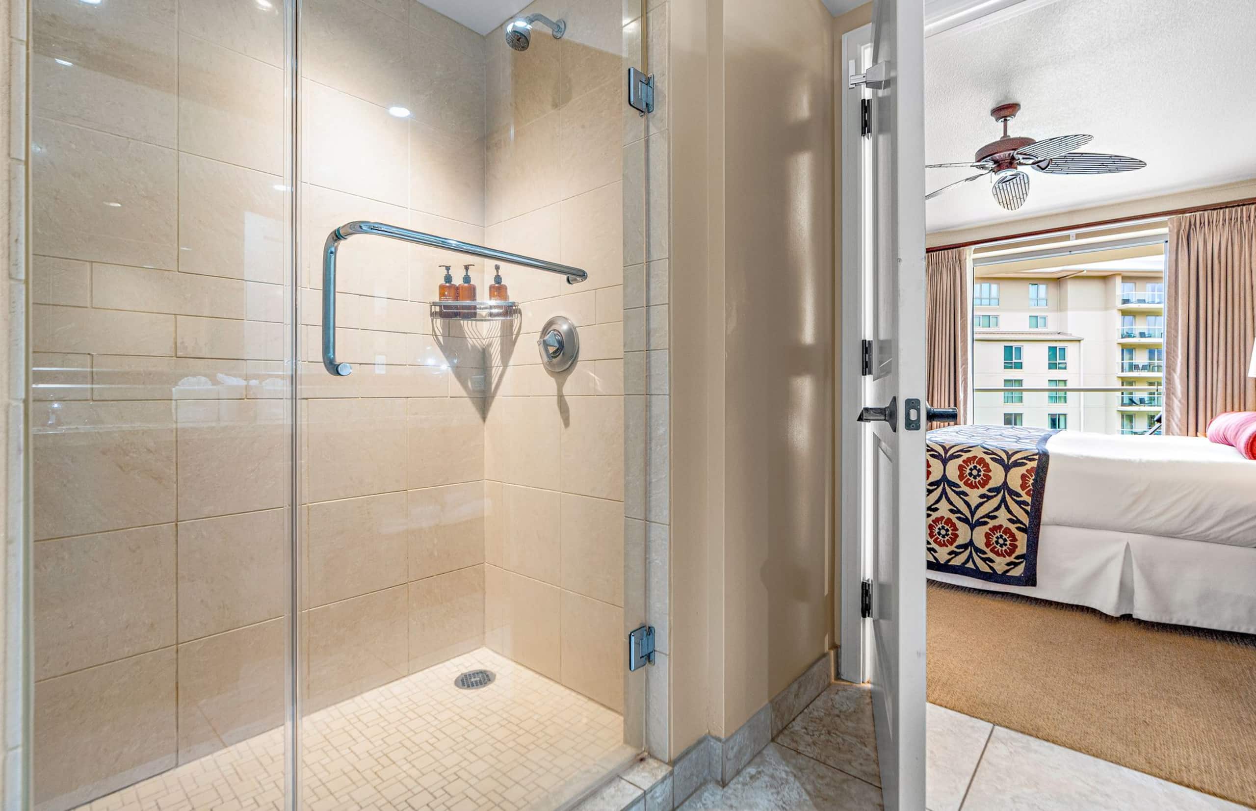 Condo in Lahaina · ★4.97 · 2 bedrooms · 2 beds · 2 baths - Image 24