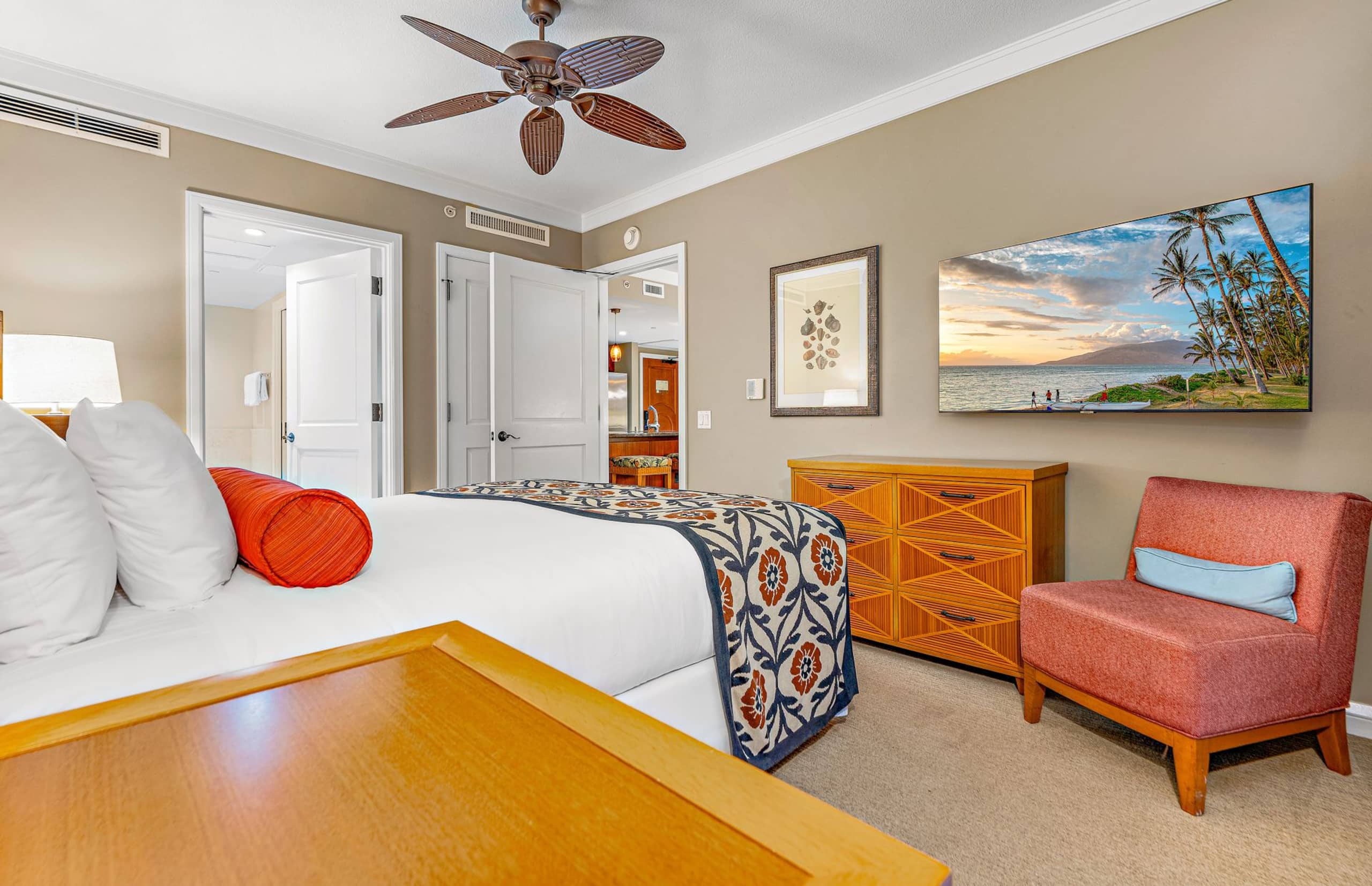 Condo in Lahaina · ★4.97 · 2 bedrooms · 2 beds · 2 baths - Image 20