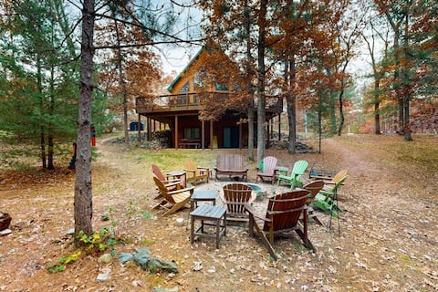 Lakeside Gem with Shared Dock & Firepit