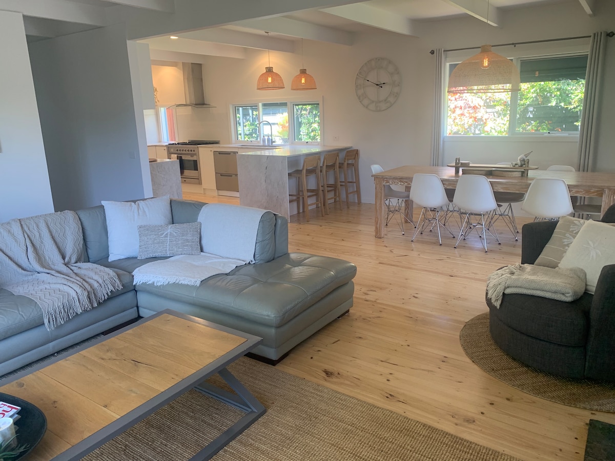 Successful Airbnb property: THE GROWLING 🐸 FROG On the Mornington Peninsula in Tootgarook