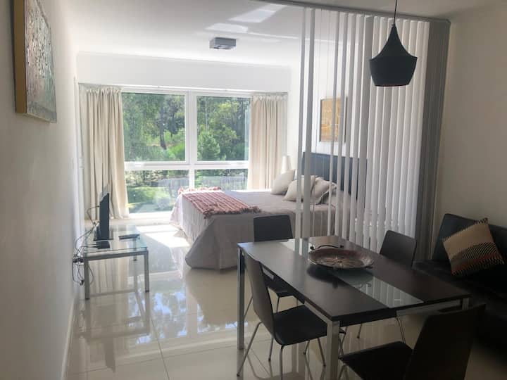 Departamento En Green Park Solanas Punta Del Este - Punta Ballena