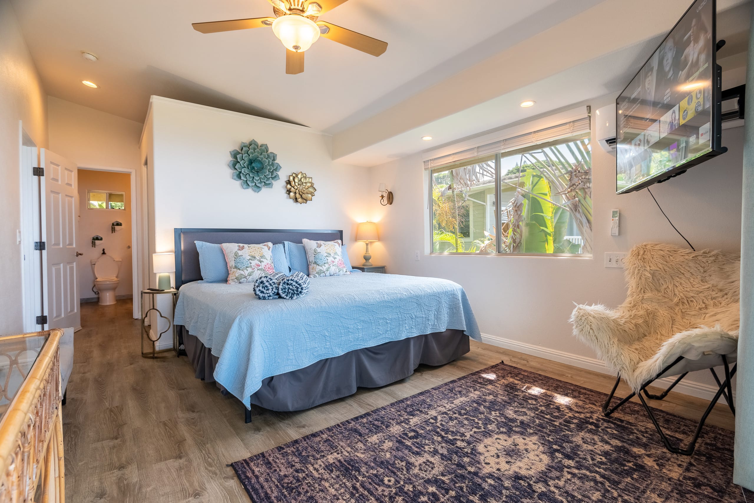 Home in Kailua-Kona · ★4.97 · 2 bedrooms · 2 beds · 1.5 baths - Image 14