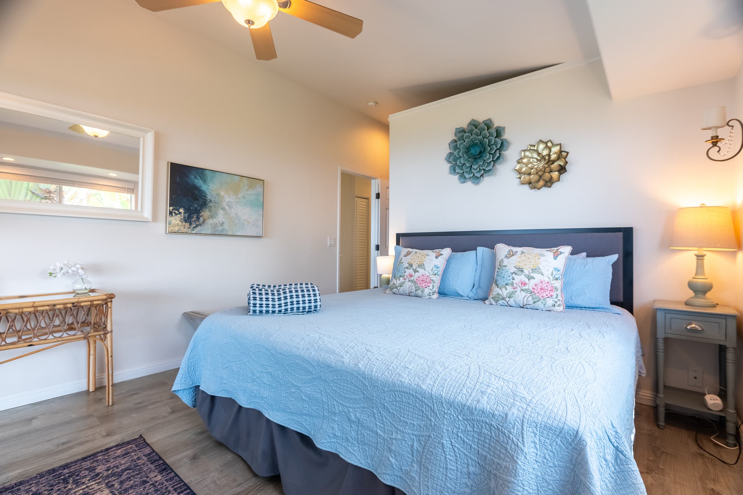 Home in Kailua-Kona · ★4.97 · 2 bedrooms · 2 beds · 1.5 baths - Image 18